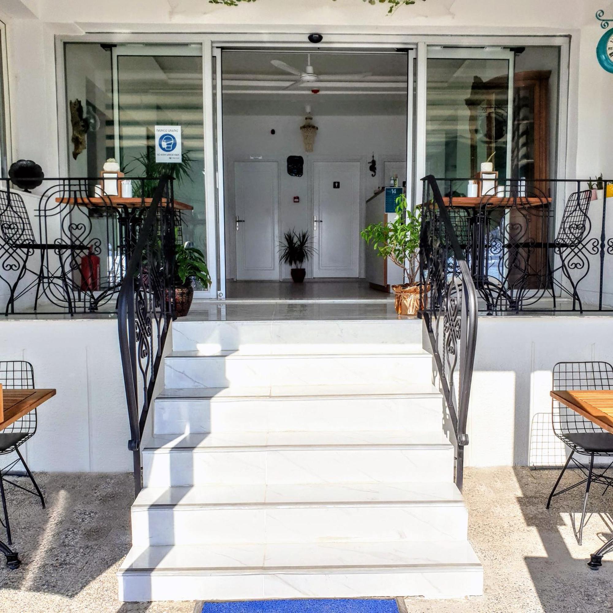 Midilli Konak Foça Exterior foto